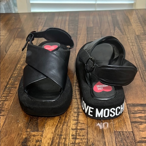 Love Moschino Sandals Black leather crossover pattern with buckle closure sz 38 - Picture 4 of 15